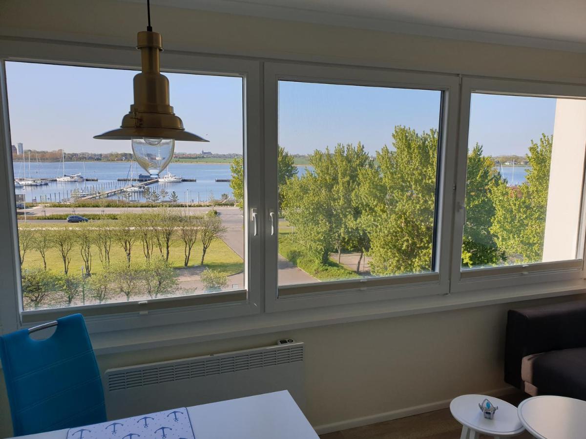 Grosse Hafenliebe Appartement Fehmarn Buitenkant foto